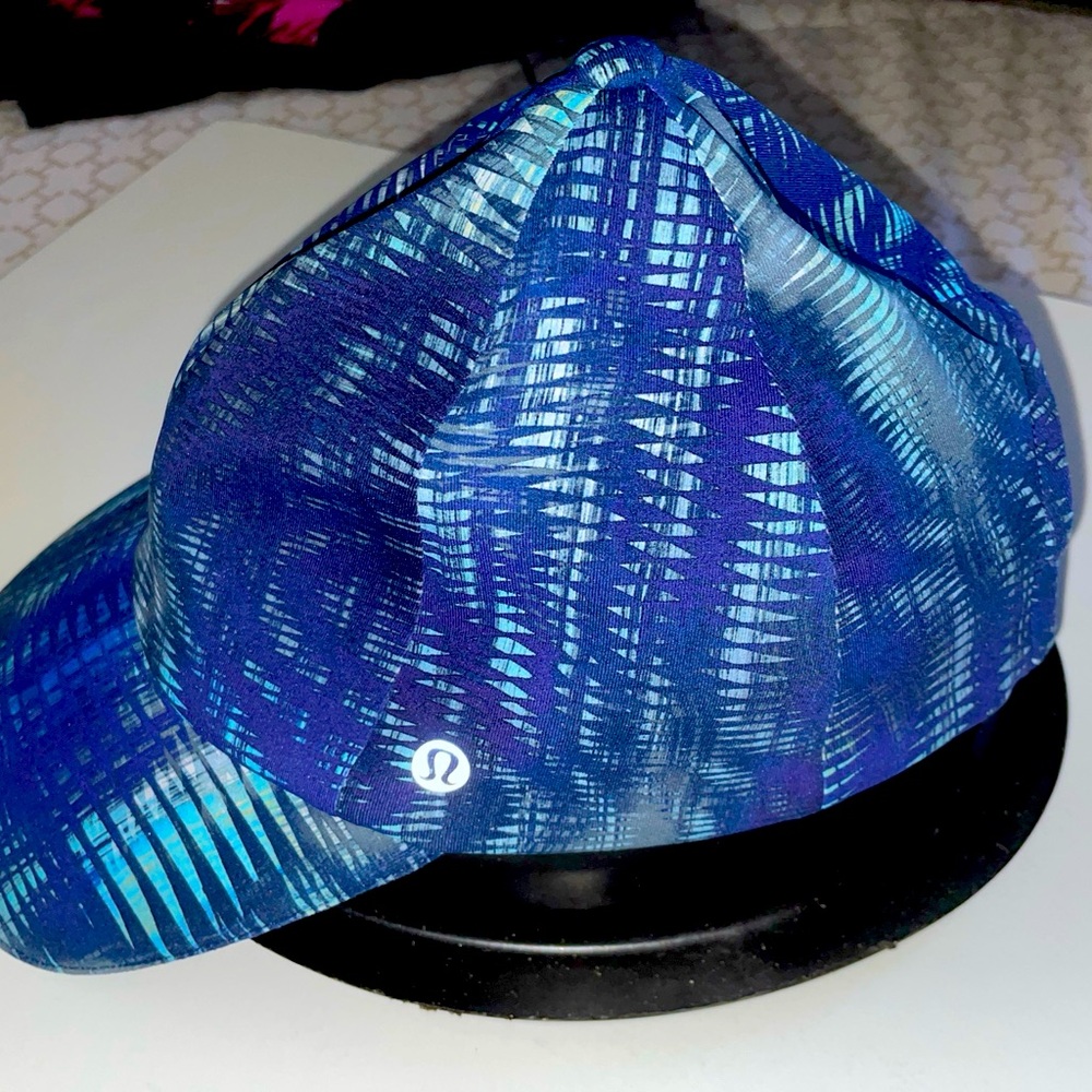 Lululemon Hat-Small